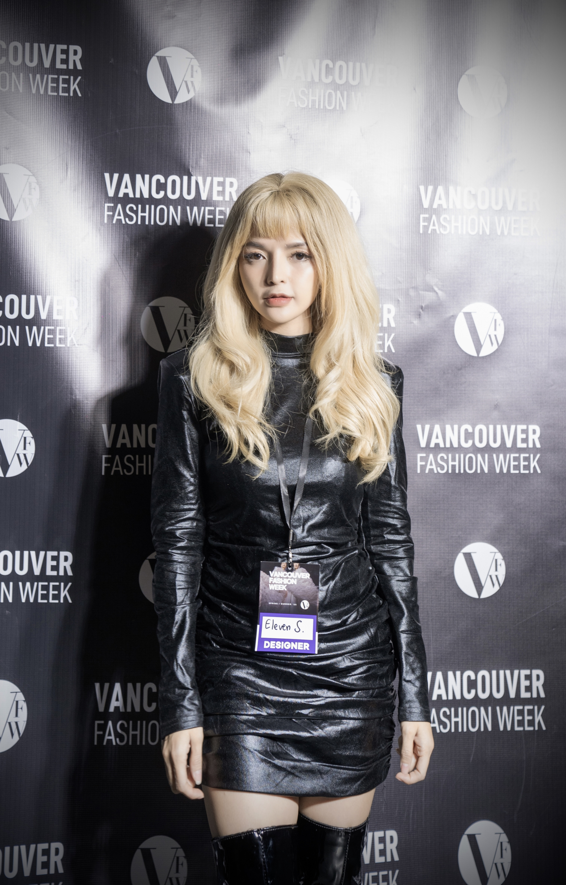 NTK Trần Phương Hoa ra mắt BST mới tại  Vancouver Fashion Week - ảnh 2