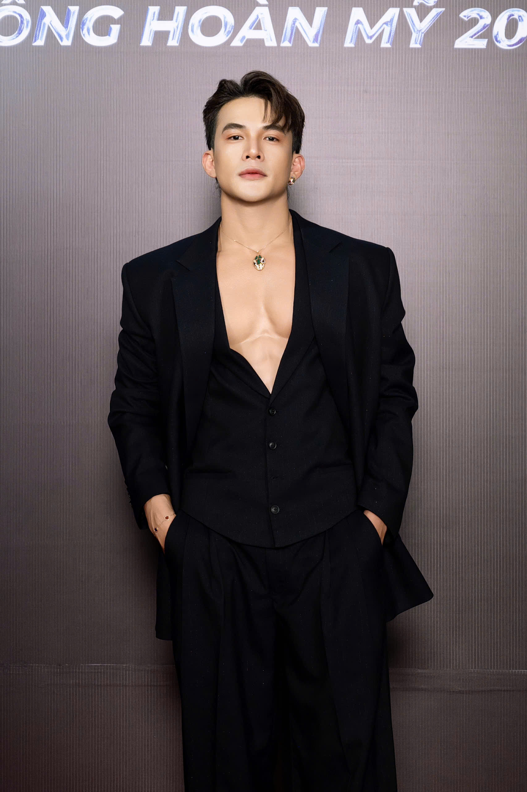 eb8f8a69d8ec60b239fd