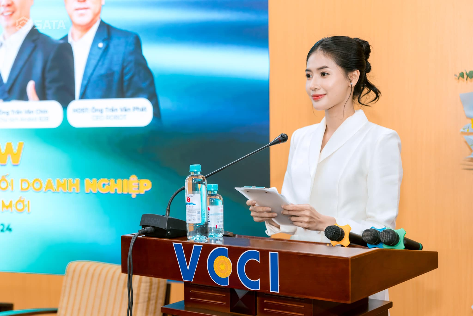 “Nàng hậu Đất Cảng” chinh phục Miss Earth Vietnam 2025 - ảnh 4