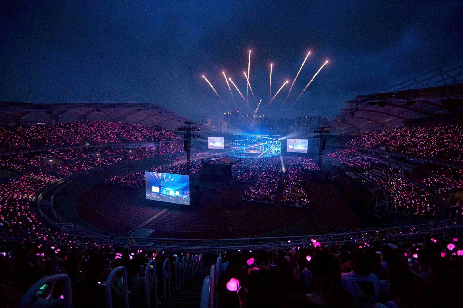 BLACKPINK thiết lập mốc son mới: Hai đêm “đánh bay” Goyang Stadium - ảnh 2
