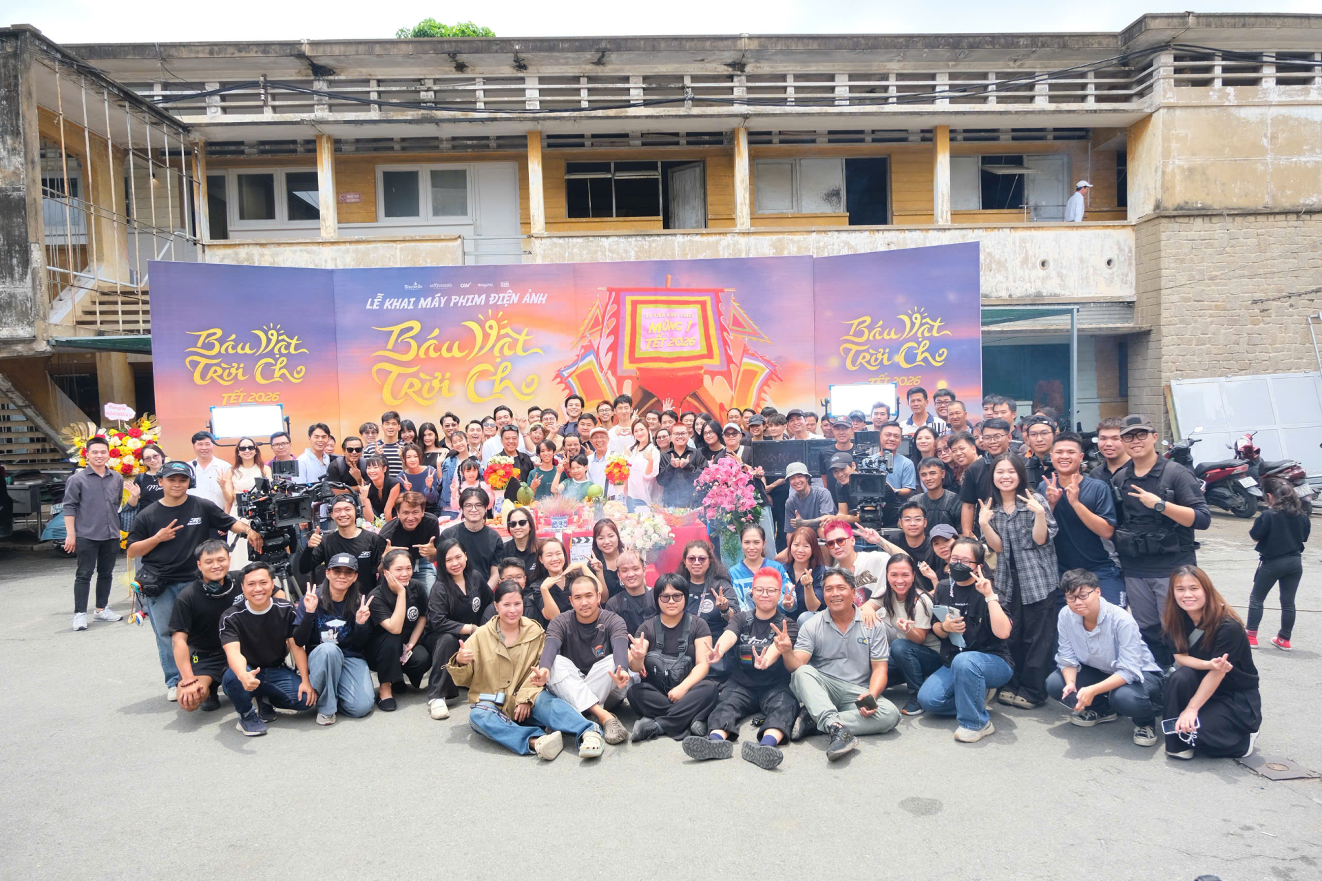 Đạo diễn Lê Thanh Sơn: “Tôi tham gia đường đua phim Tết với ‘trái tim olympic’” - ảnh 1