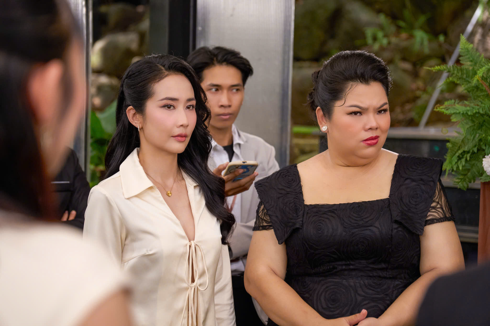 “Nàng Kiều Lỡ Bước 2” bùng nổ drama hậu trường hoa hậu, màn đánh ghen thời 4.0 gây sốt mạng xã hội - ảnh 3