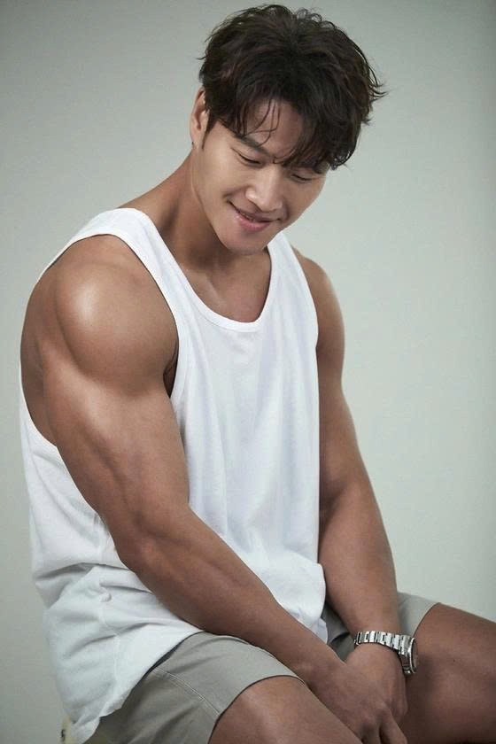 Kim Jong Kook thông báo kết hôn, danh tính cô dâu được giấu kín - ảnh 2