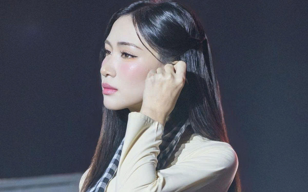 Hòa Minzy lên tiếng khi bị góp ý “chưa hợp” với nhạc đỏ - ảnh 1