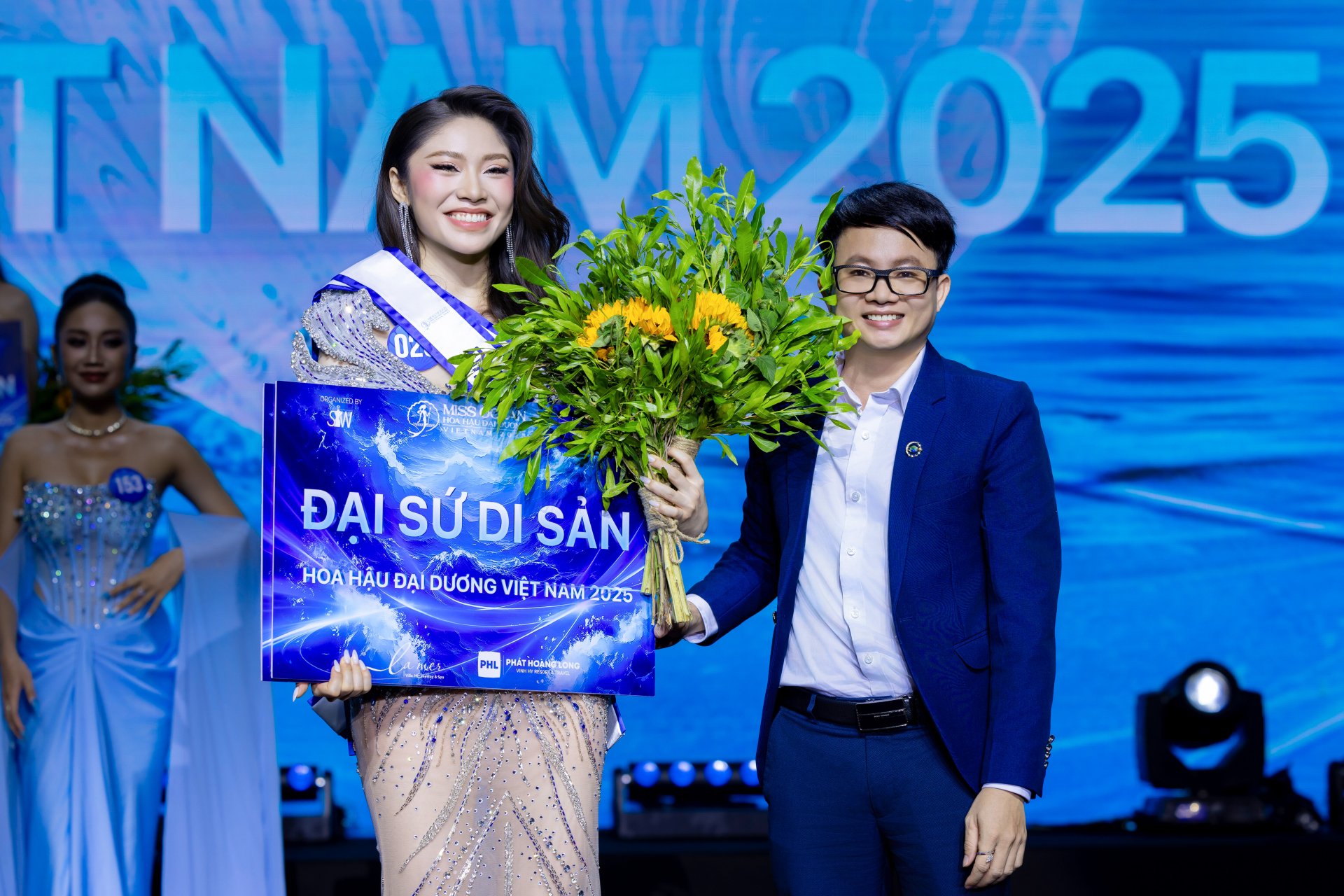 Nguyễn Thanh Thảo chính thức trở thành Tân Hoa hậu Đại dương Việt Nam 2025 - ảnh 4