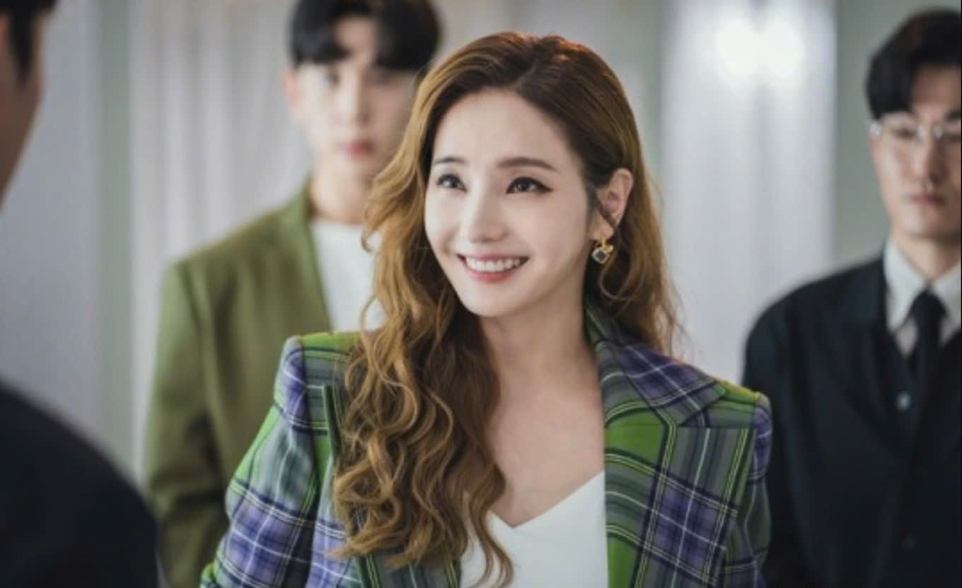 Han Chae Young – “Barbie xứ Hàn” gây xôn xao vì ngoại hình khác lạ - ảnh 3