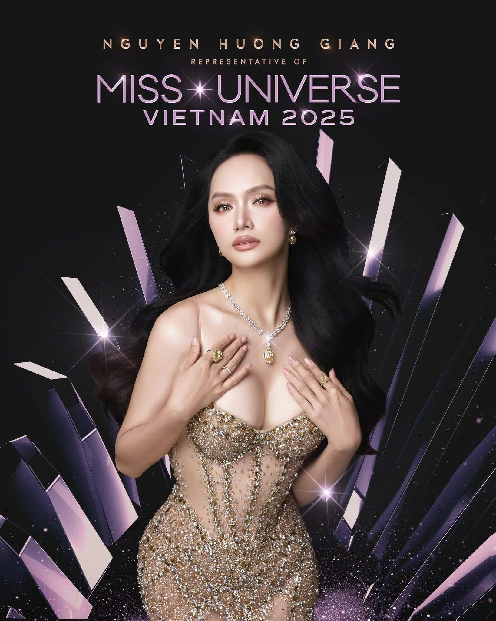 Hương Giang chưa thi mà đã bị soi: Dì Nawat thắc mắc có giấy tờ hợp pháp trước khi đến Miss Universe chưa? - ảnh 1