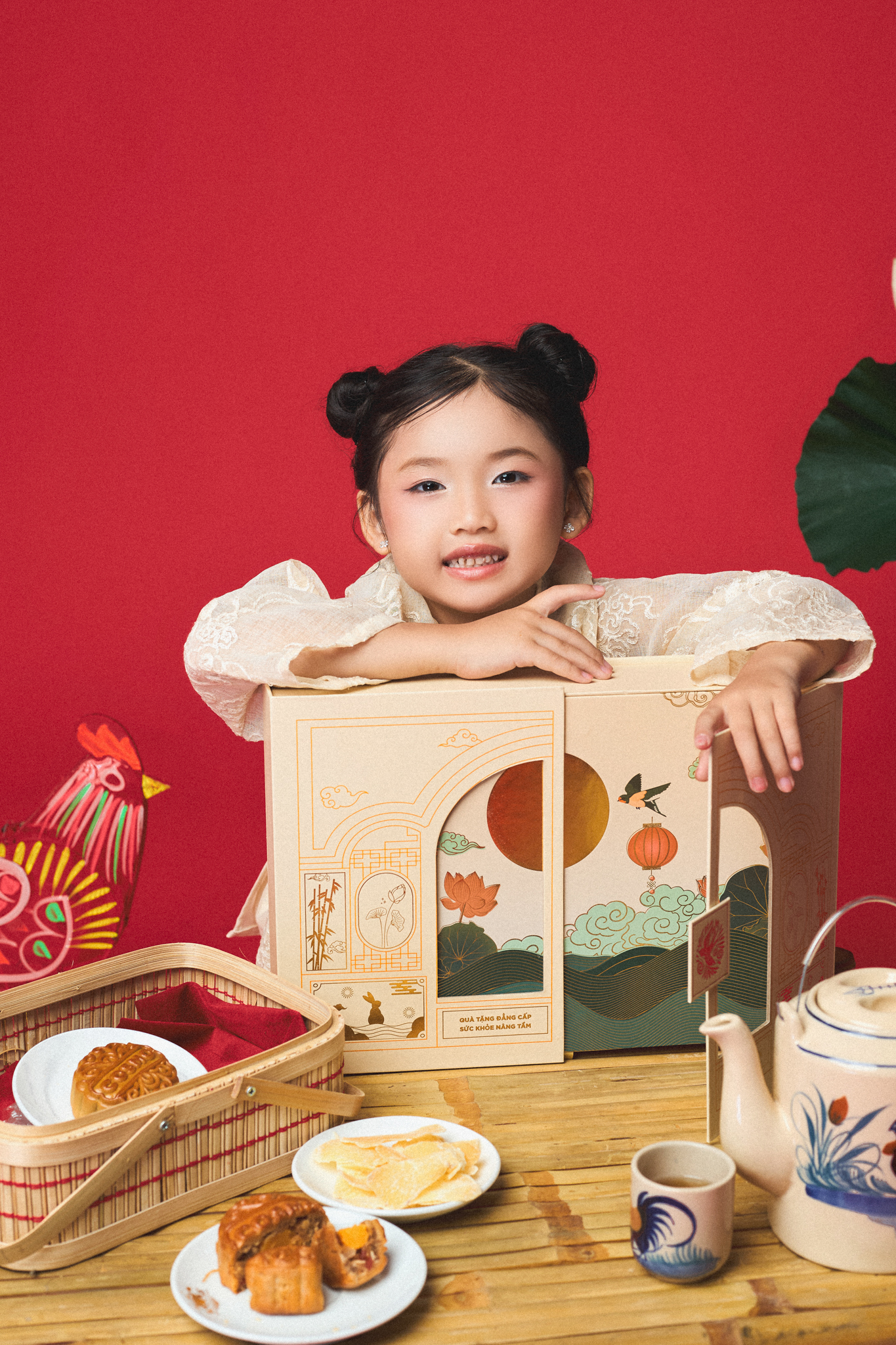 'Tiểu công chúa’ Như Ý rạng rỡ trong bộ ảnh Trung thu, hé lộ hành trình mới sau Ngôi sao Hoàn vũ Nhí 2025 - ảnh 2