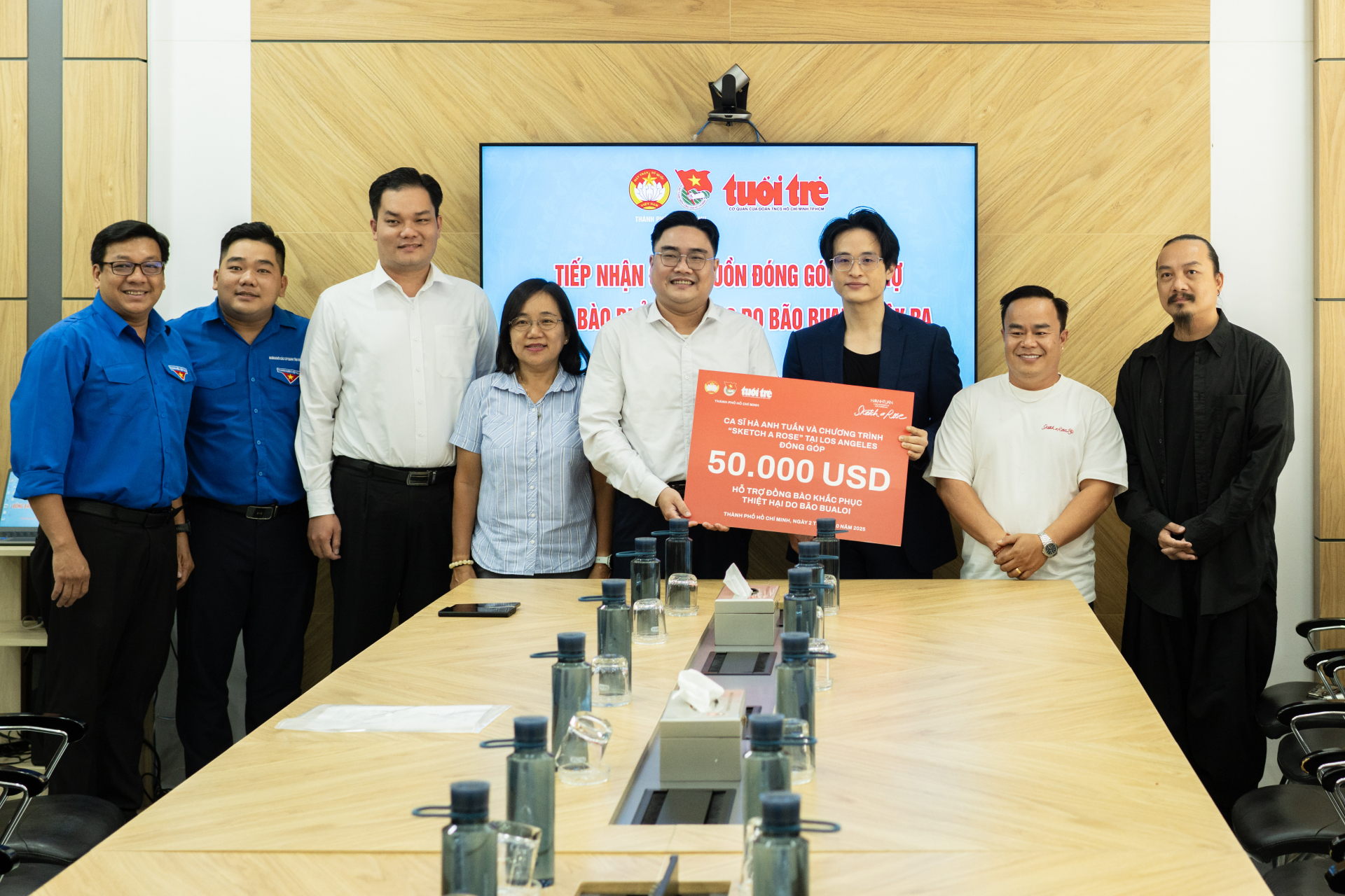 Hà Anh Tuấn ủng hộ hơn 1,3 tỷ đồng hỗ trợ đồng bào vùng lũ - ảnh 4