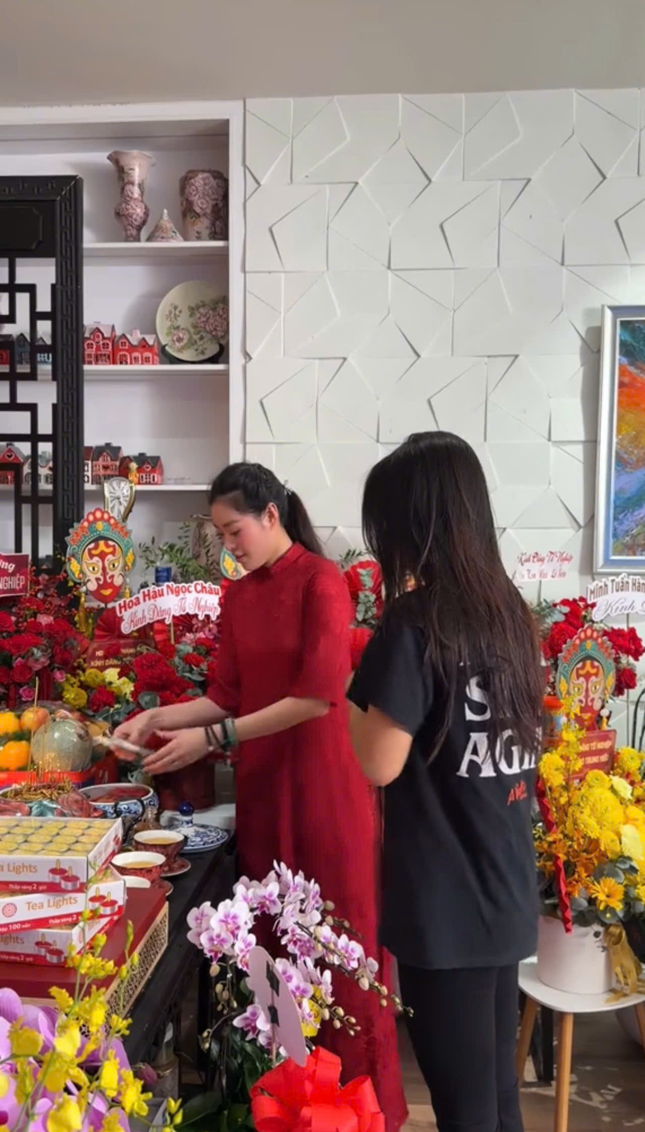 Khánh Vân lộ dấu hiệu mang thai, dân tình đồn đoán có tin vui với chồng nhiếp ảnh - ảnh 1