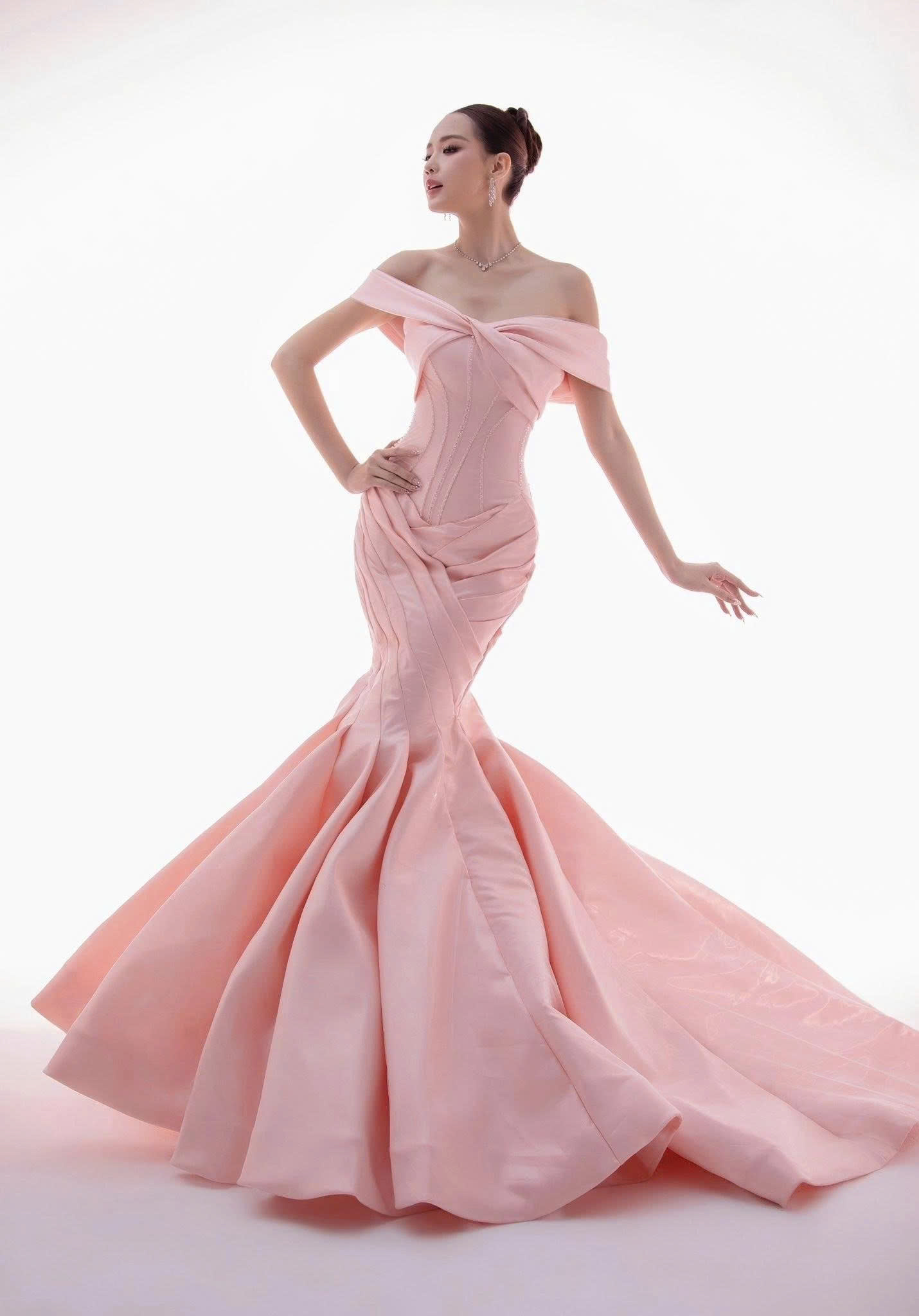 Võng eo triệu người mê của Hoa hậu Bảo Ngọc ở hậu trường tiệc đám cưới Á hậu Quỳnh Châu gây bão MXH - ảnh 3