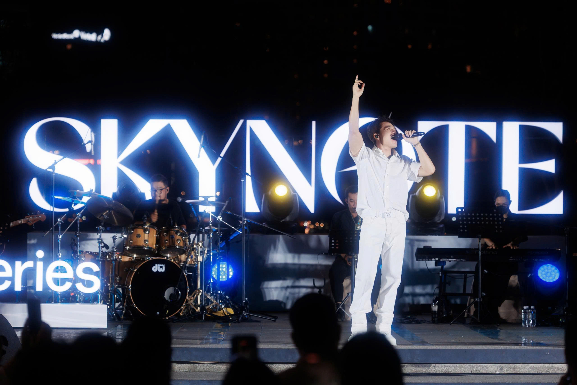 Quốc Thiên “chơi tất tay” để chuẩn bị cho Live Concert SKYNote đến thế này đây - ảnh 5