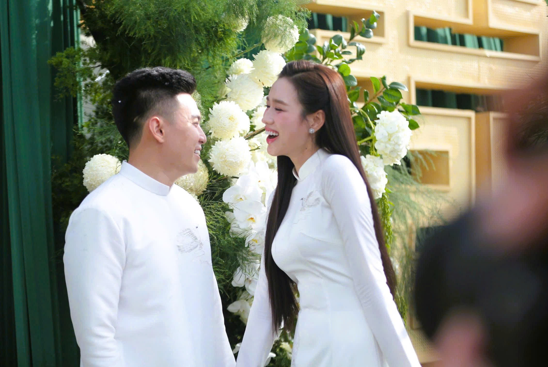 Hoa hậu Đỗ Thị Hà gây xôn xao mạng vì đoạn tin nhắn mời cưới gửi bạn cũ - ảnh 4