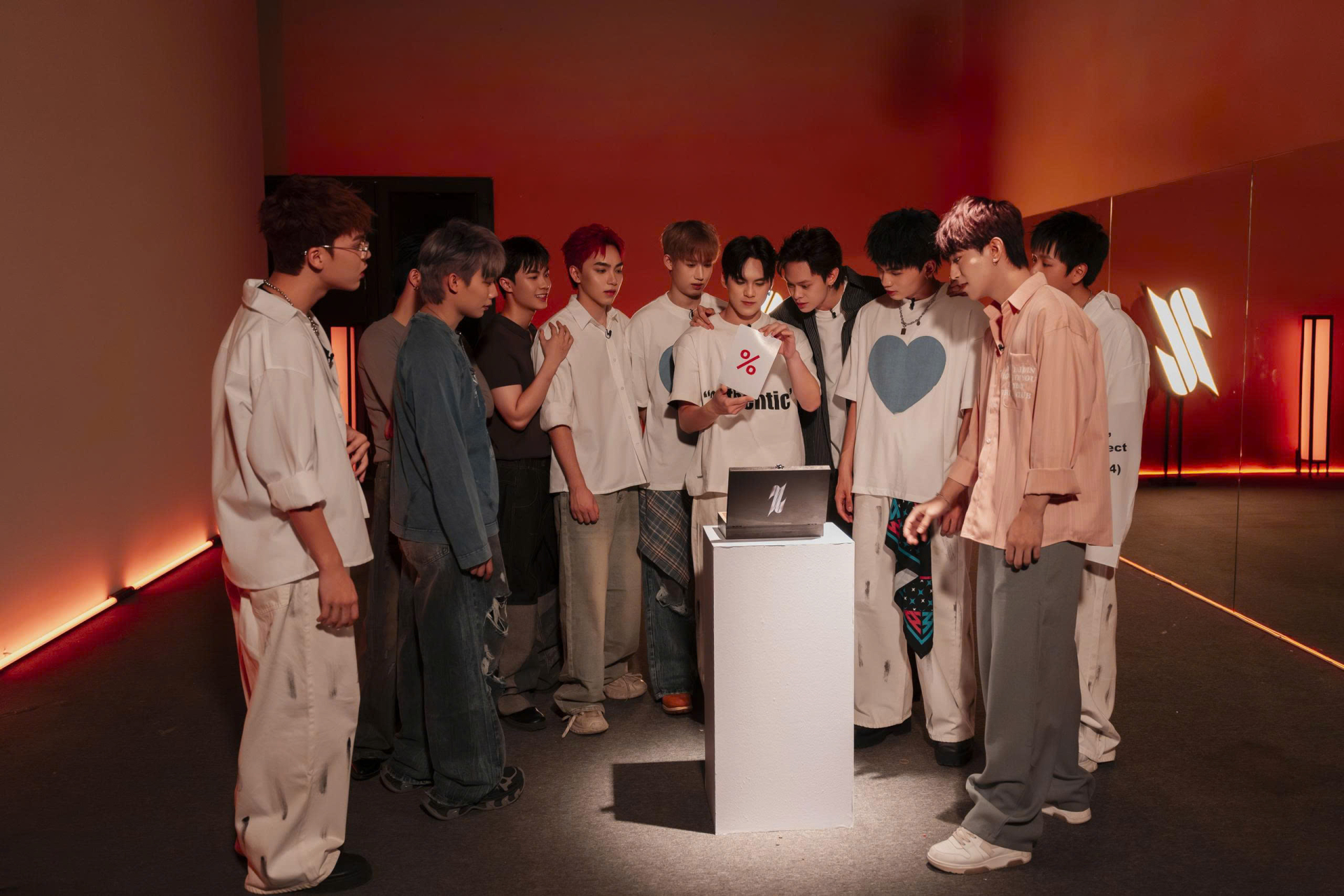 Tân binh toàn năng khẳng định nỗ lực 'đi tắt, đón đầu' nền công nghiệp giải trí - ảnh 8