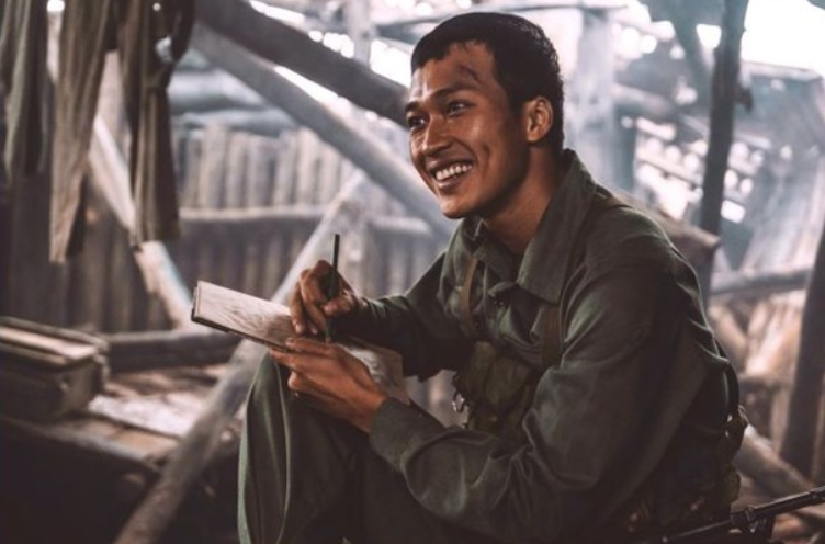 Lâm Thanh Nhã diễn viên Mưa Đỏ bật khóc khi tổ chức fanmeeting do không bán được hết vé - ảnh 1