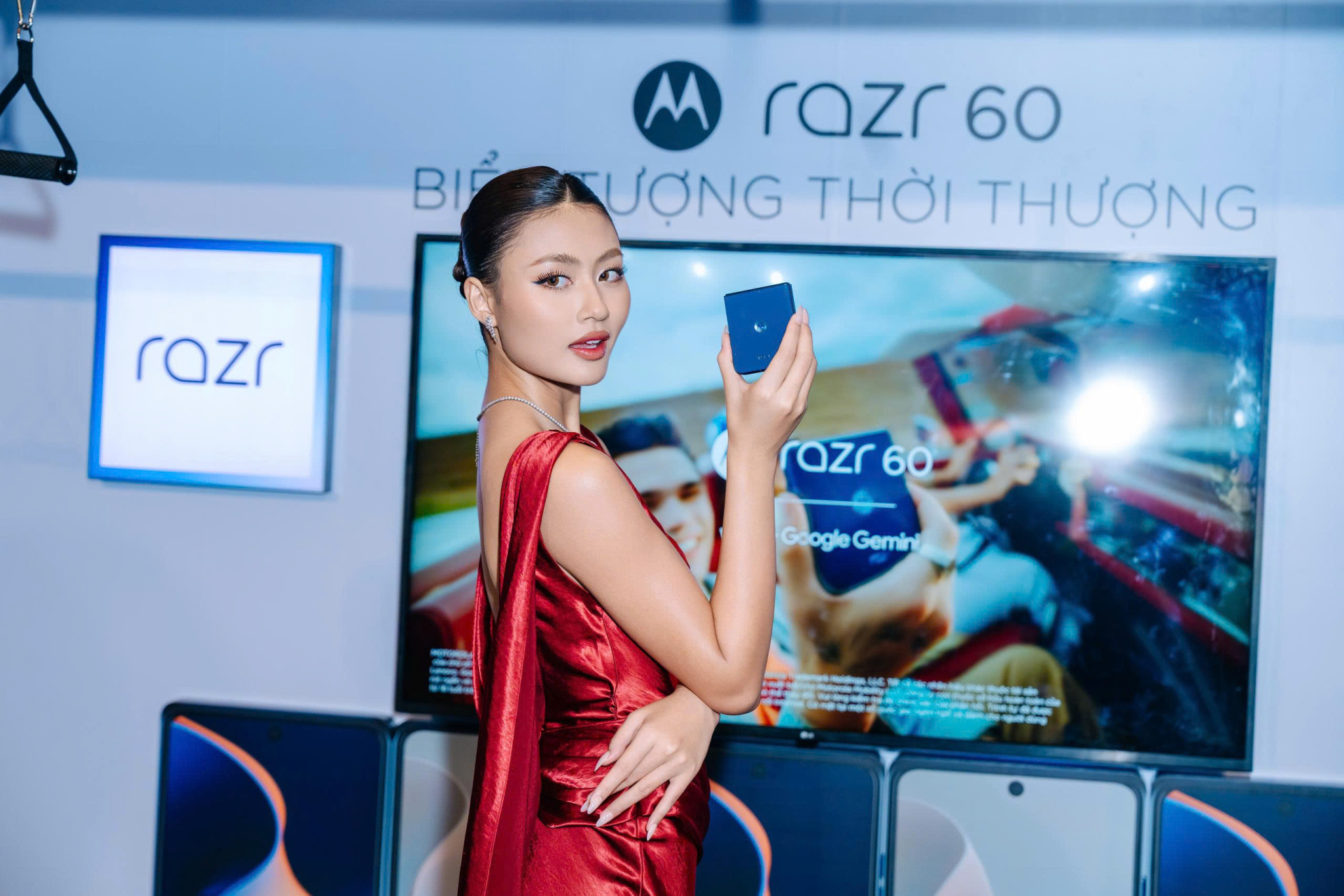 Dàn sao Việt hội ngộ trong sự kiện Motorola tái xuất thị trường smartphone Việt Nam - ảnh 1