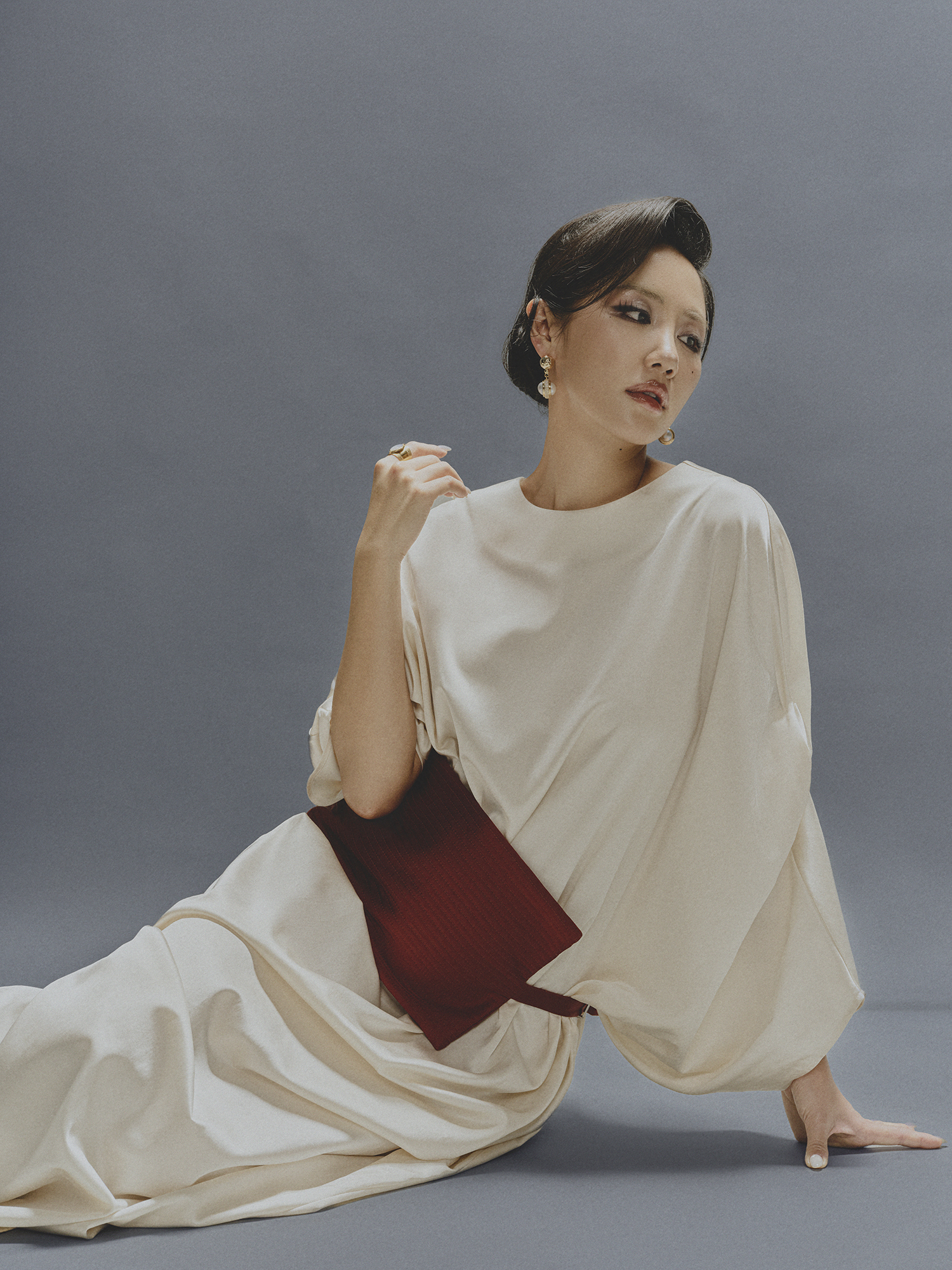 5 năm ra 3 album, Văn Mai Hương được fans khen là ca sĩ chăm chỉ nhất nhì showbiz Việt - ảnh 5