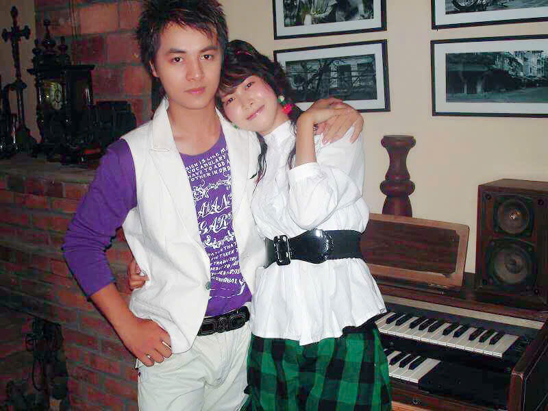 Vợ chồng Đăng Khôi cosplay chính mình 20 năm trước nhân kỷ niệm ngày cưới - ảnh 5