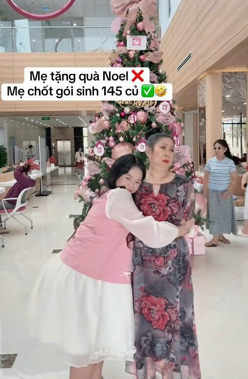 'Ác nữ màn ảnh' chi 145 triệu đồng lo trọn gói sinh nở cho con dâu - ảnh 2