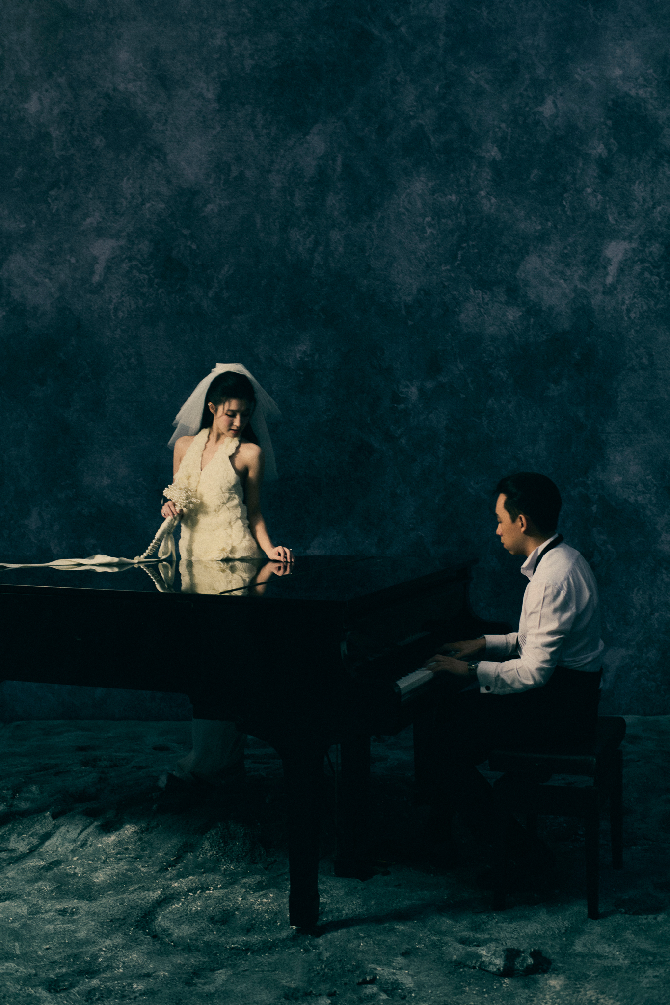 Hé lộ bộ ảnh cưới của Á hậu Phương Nhi và Minh Hoàng, nhan sắc cô dâu gây chú ý trong lễ gia tiên - ảnh 5