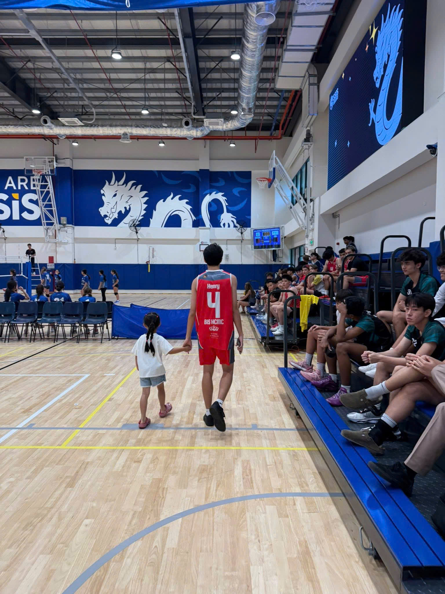 Có mẹ từng là người mẫu, Subeo con trai lớn của Hồ Ngọc Hà nay mới 15 tuổi đã cao 1m8 - ảnh 4