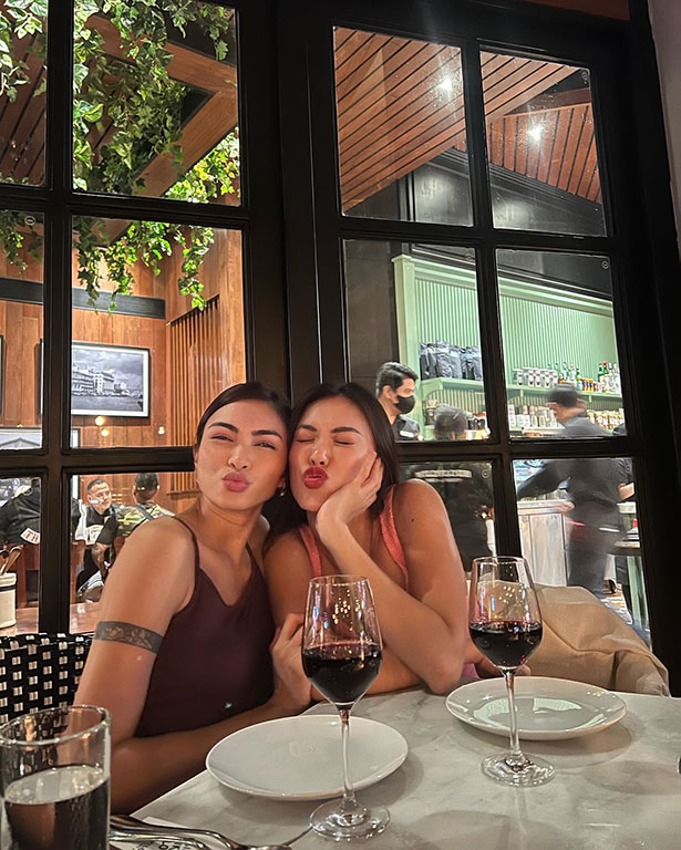 5CBD5368-8AFD-4A07-991E-DB1659ABE38F