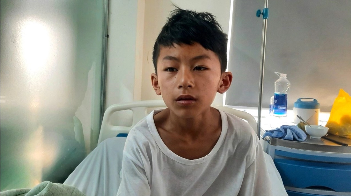 Vụ nổ gara ô tô ở Nghệ An: Ông bố có 3 con nhỏ nguy kịch, nạn nhân sống sót kể lại phút kinh hoàng - ảnh 4