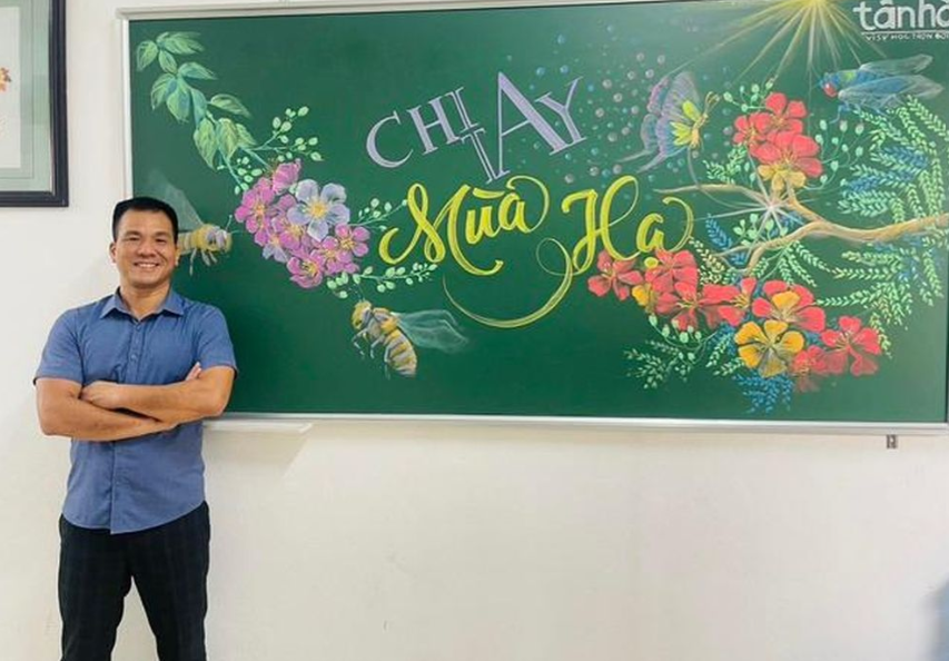 Thầy giáo gây bão mạng khi biến tấm bảng đen thành những tác phẩm nghệ thuật trong 18 năm đi dạy - ảnh 1