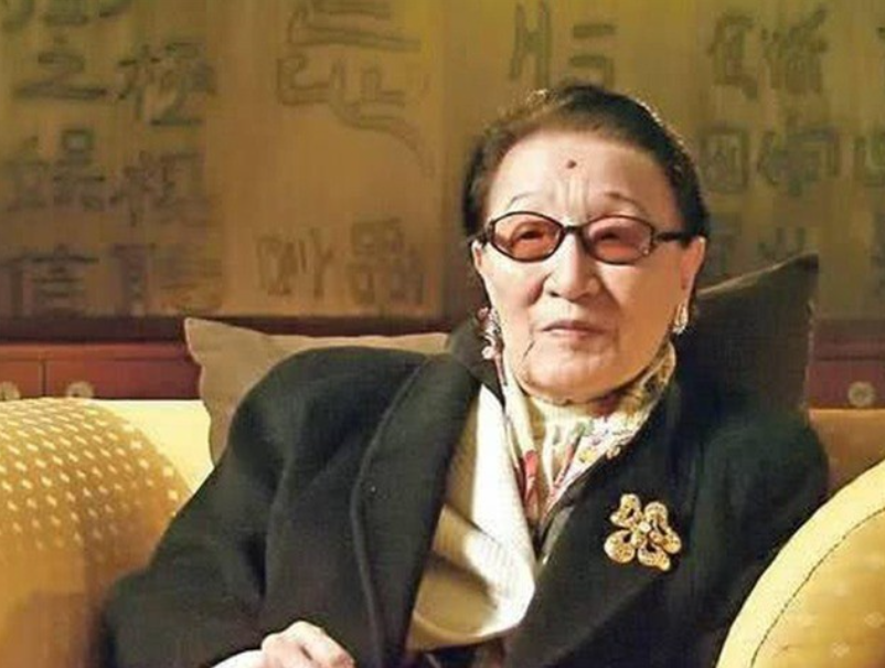 Kim Mặc Ngọc ở tuổi 80, lần đầu tiết lộ bí mật gia tộc