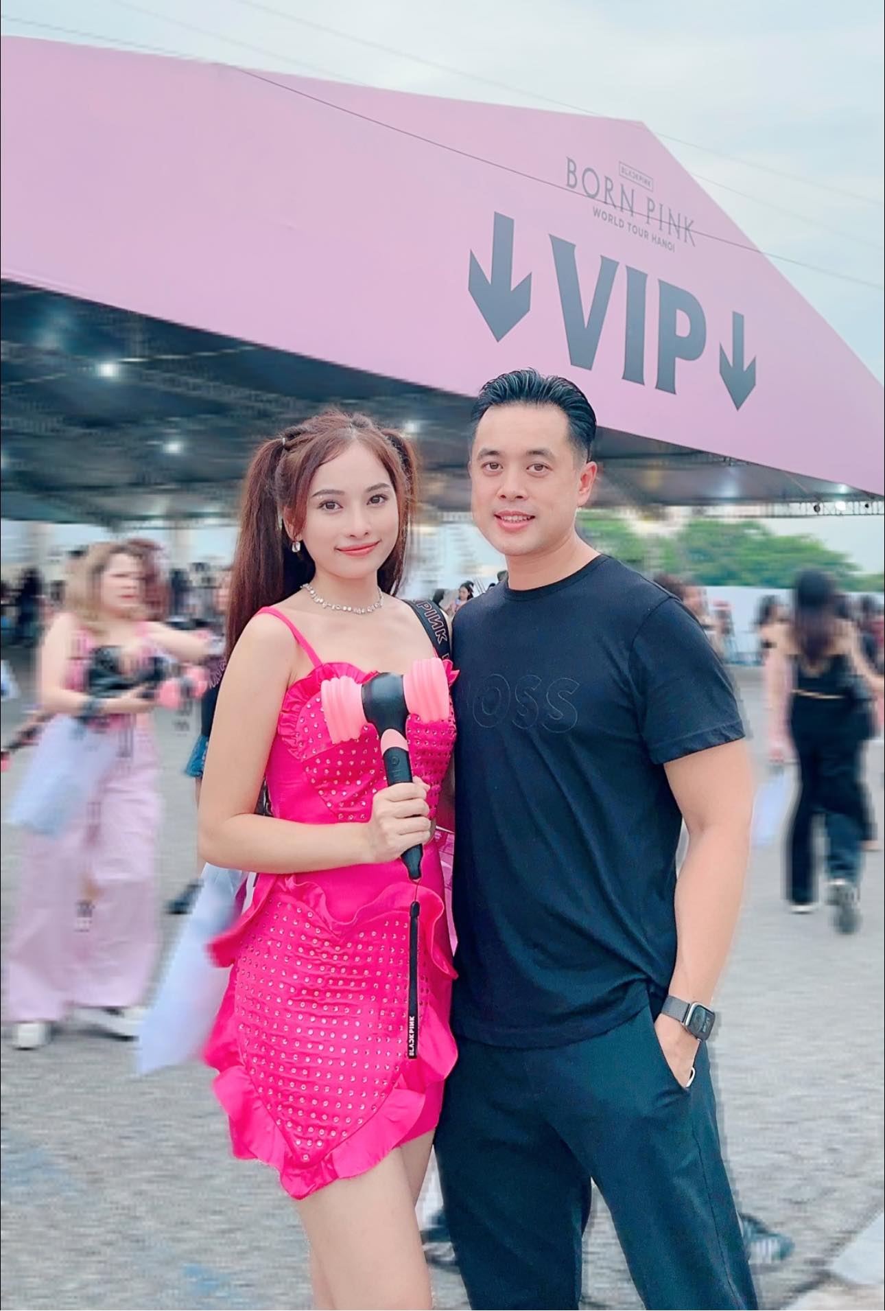 Dàn sao Việt đổ bộ concert BLACKPINK ngày 2 đông hơn cả ngày 1, 'hotgirl' Cici được vào sân phút chót - ảnh 2