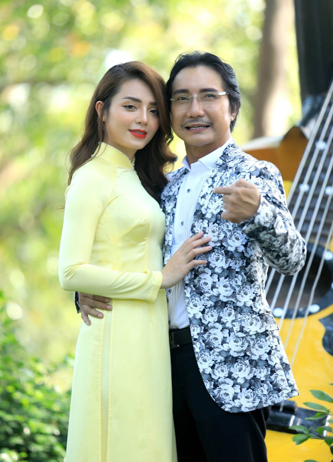 Nữ ca sĩ Việt lấy chồng nhạc sĩ hơn 26 tuổi từng qua 3 đời vợ, ở nhà thuê nhưng vẫn hạnh phúc bên nhau - ảnh 1