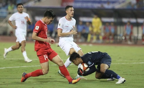 Trực tiếp bóng đá Việt Nam - Indonesia: Việt Nam nhận 2 bàn thua liên tiếp, Quang Hải bật khóc vì không được vào sân - ảnh 3