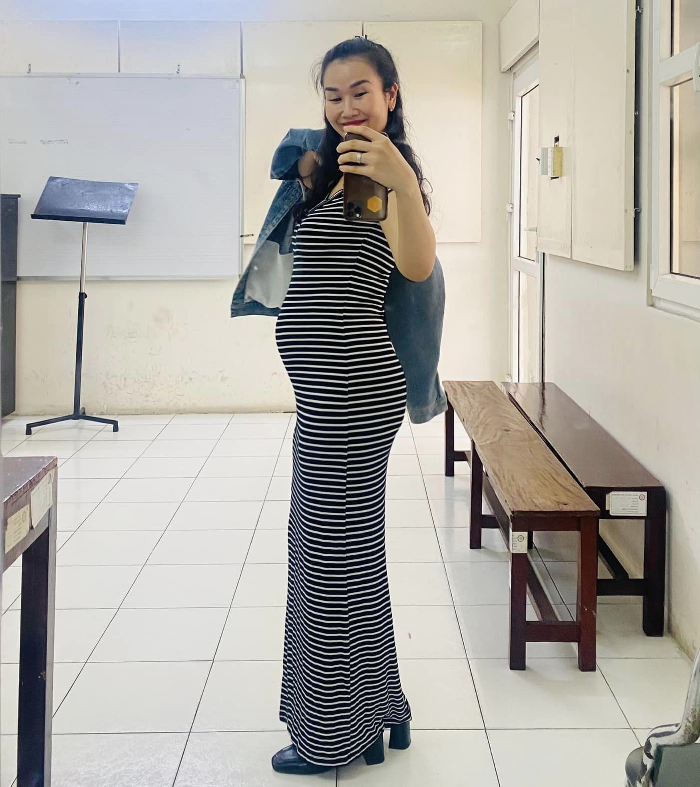 Võ Hạ Trâm hé lộ vóc dáng ở tháng thứ 4 thai kỳ, netizen đặc biệt chú ý một chi tiết ở bụng bầu - ảnh 3