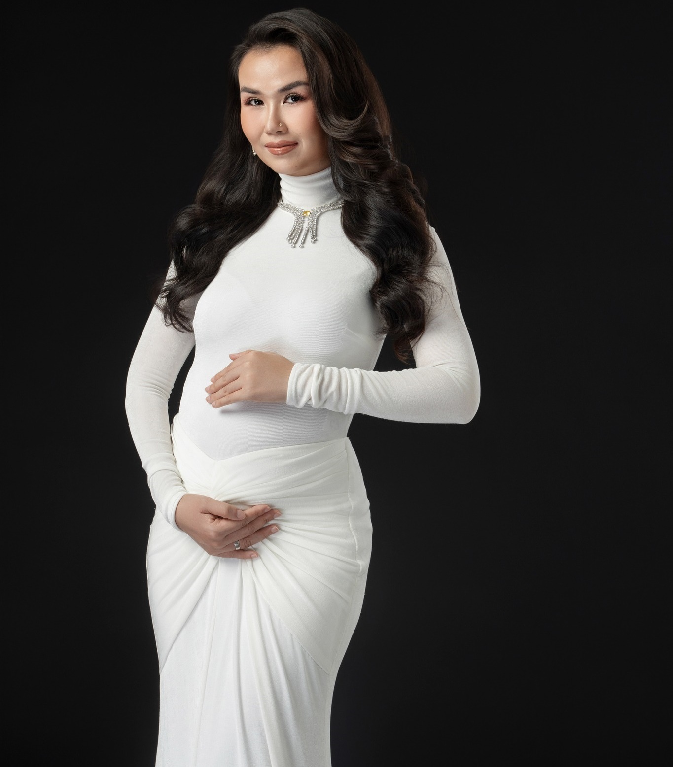Võ Hạ Trâm hé lộ vóc dáng ở tháng thứ 4 thai kỳ, netizen đặc biệt chú ý một chi tiết ở bụng bầu - ảnh 6
