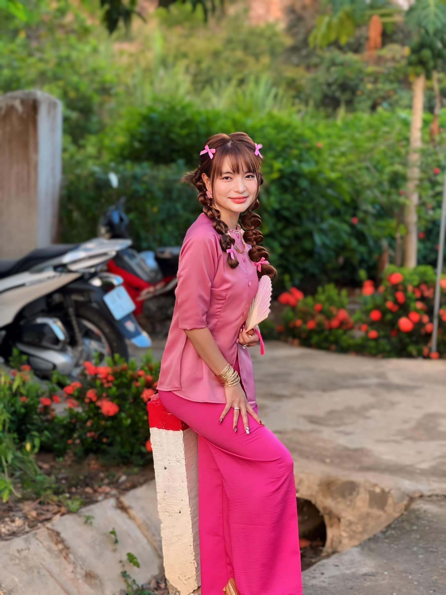 Bị so sánh với Hòa Minzy vì quẩy hết mình khi đi đám cưới, bà xã Mạc Văn Khoa có cách ứng xử cực khéo - ảnh 6