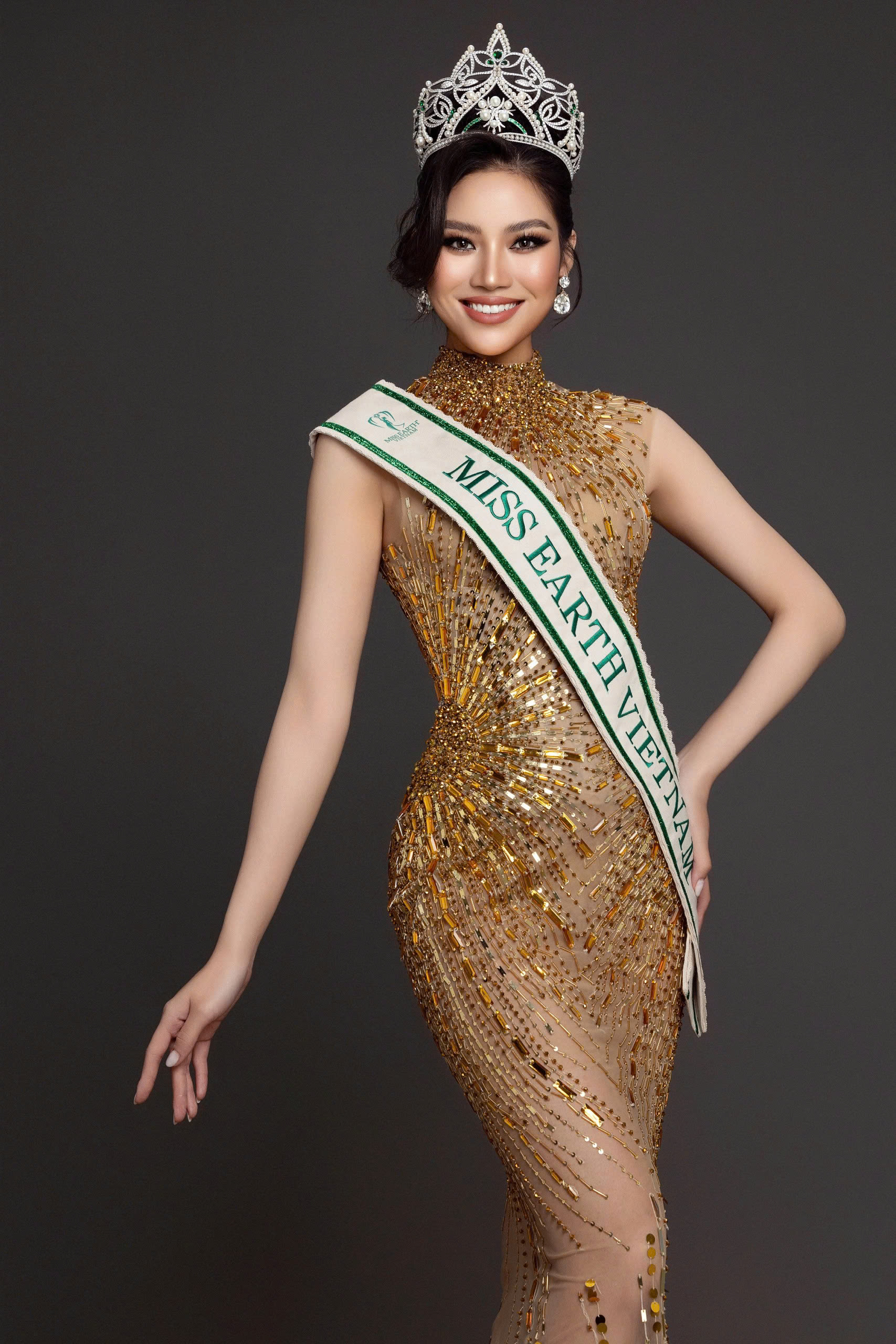 Top 10 Miss Earth Vietnam 2023 - Cao Ngọc Bích được 'chọn mặt gửi vàng' để đến đấu trường Miss Earth 2024 - ảnh 2