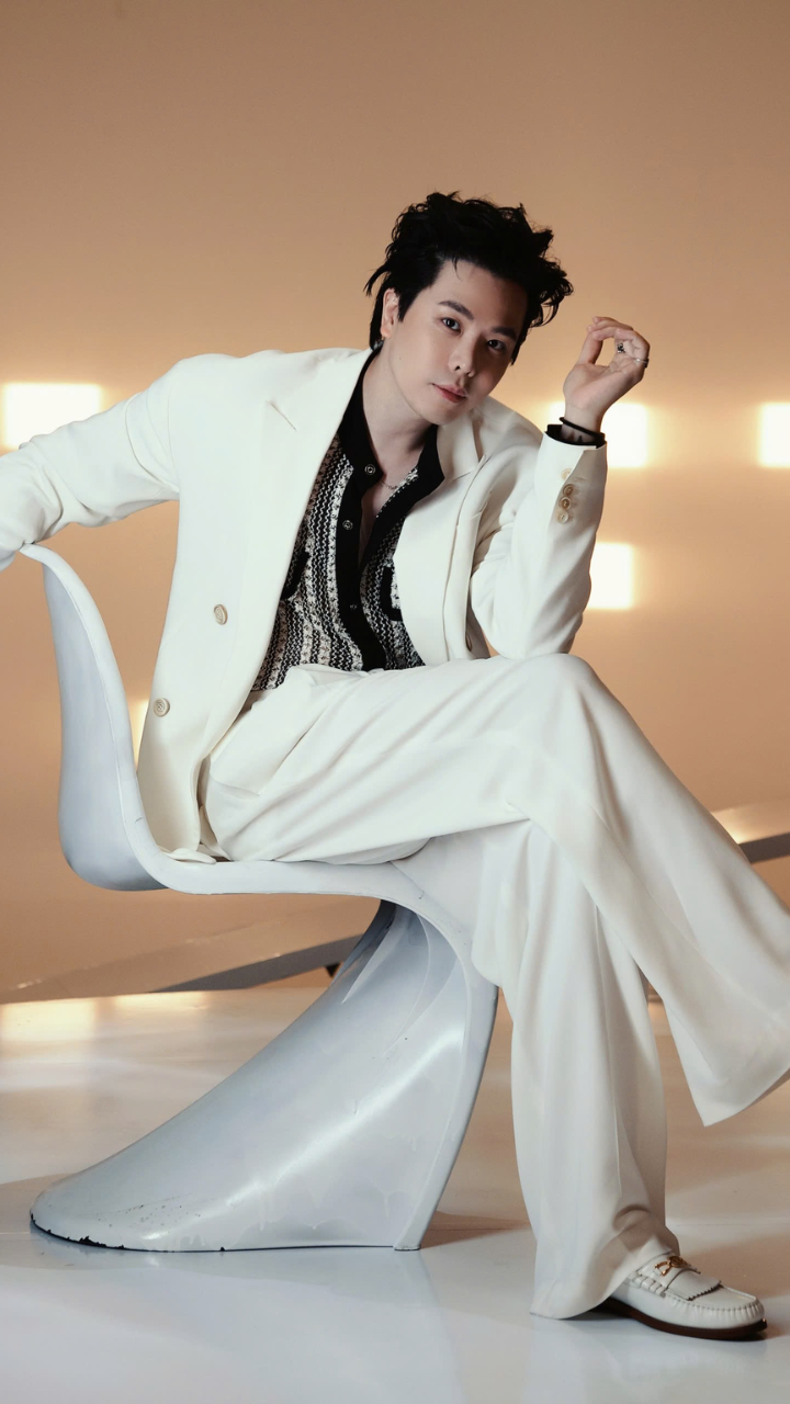 Lấy lại phong độ sau vấn đề sức khỏe, Trịnh Thăng Bình ra mắt MV Nếu Em Cần - ảnh 1