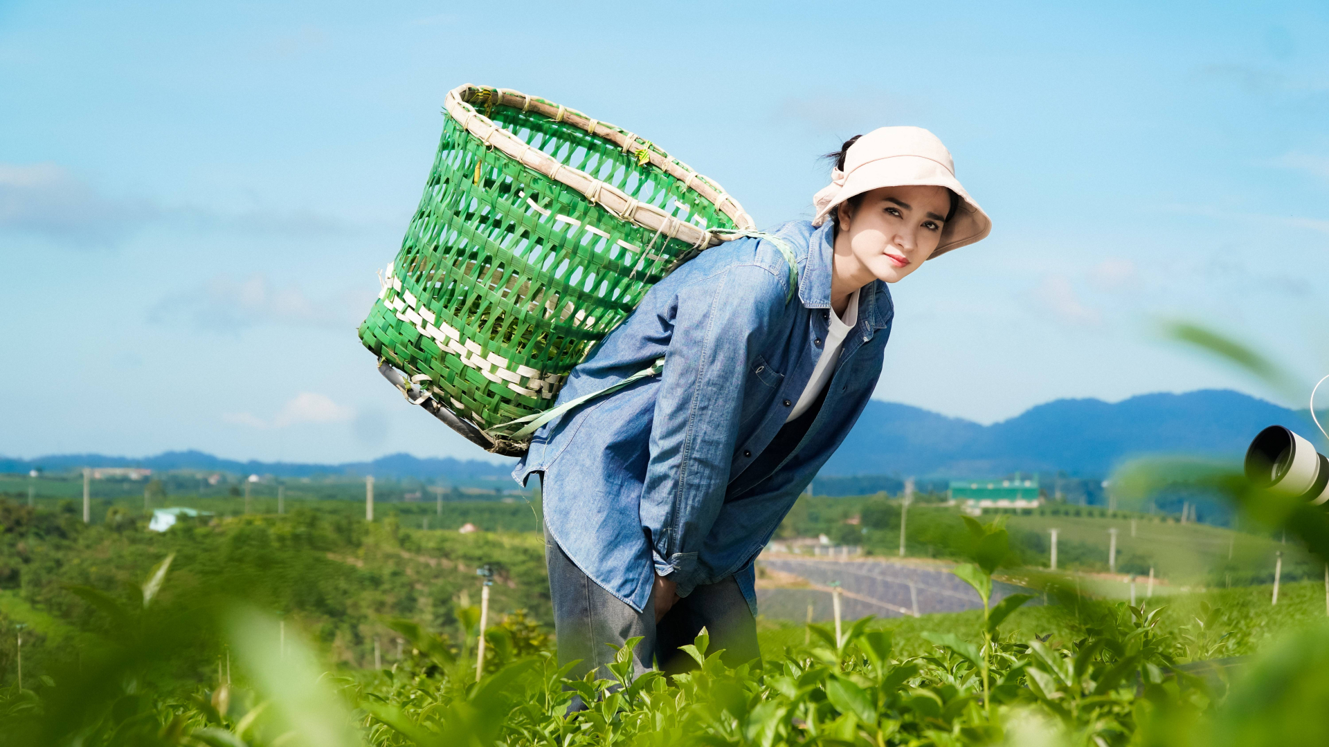 NSƯT Kim Tuyến hóa thân thành người nông dân mộc mạc trong 'Hương trà' - ảnh 2