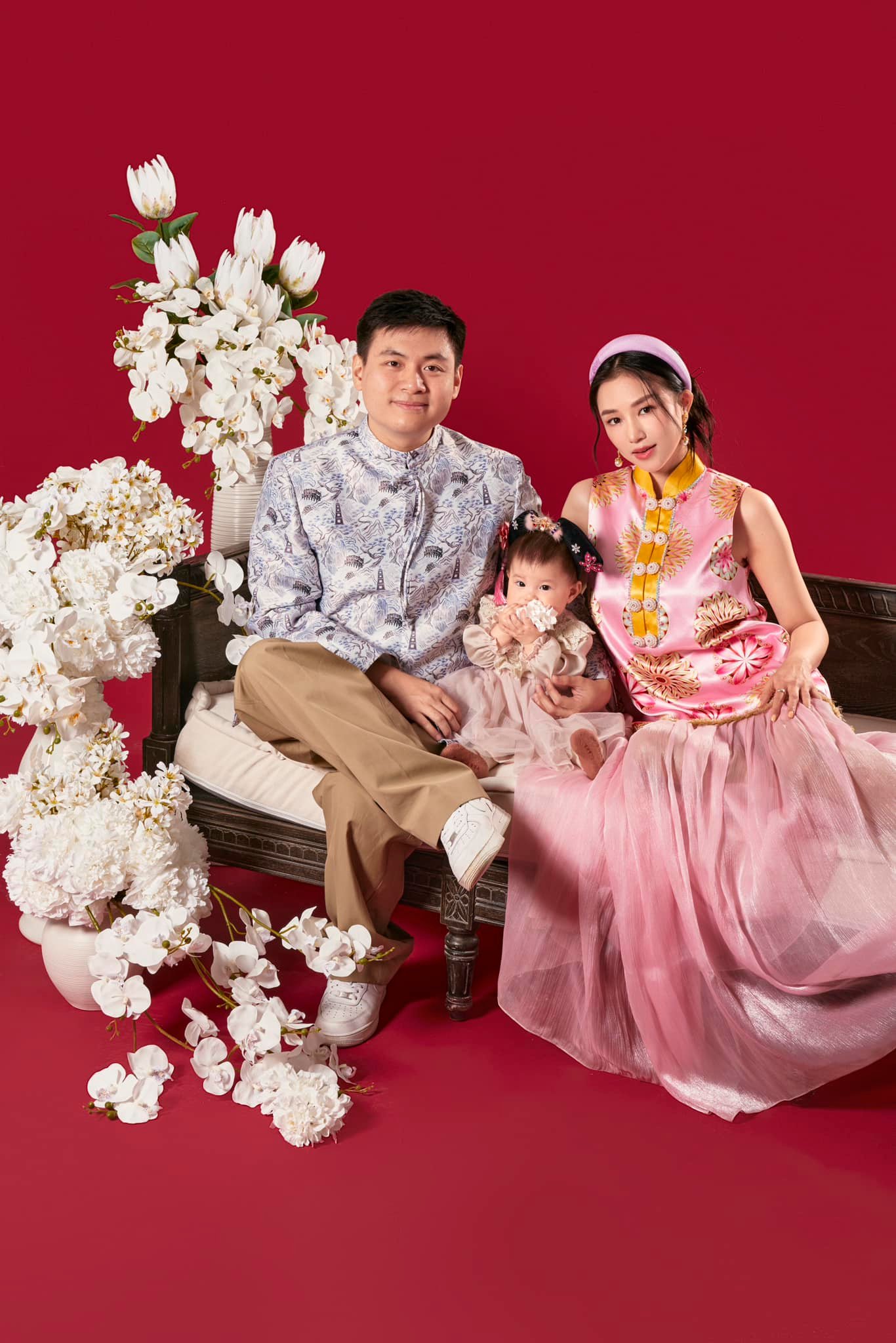 Vbiz có thêm “thế lực nhí” mới với gương mặt biểu cảm gây cười, sinh ra ở vạch đích mẹ là diễn viên bố thiếu gia - ảnh 1