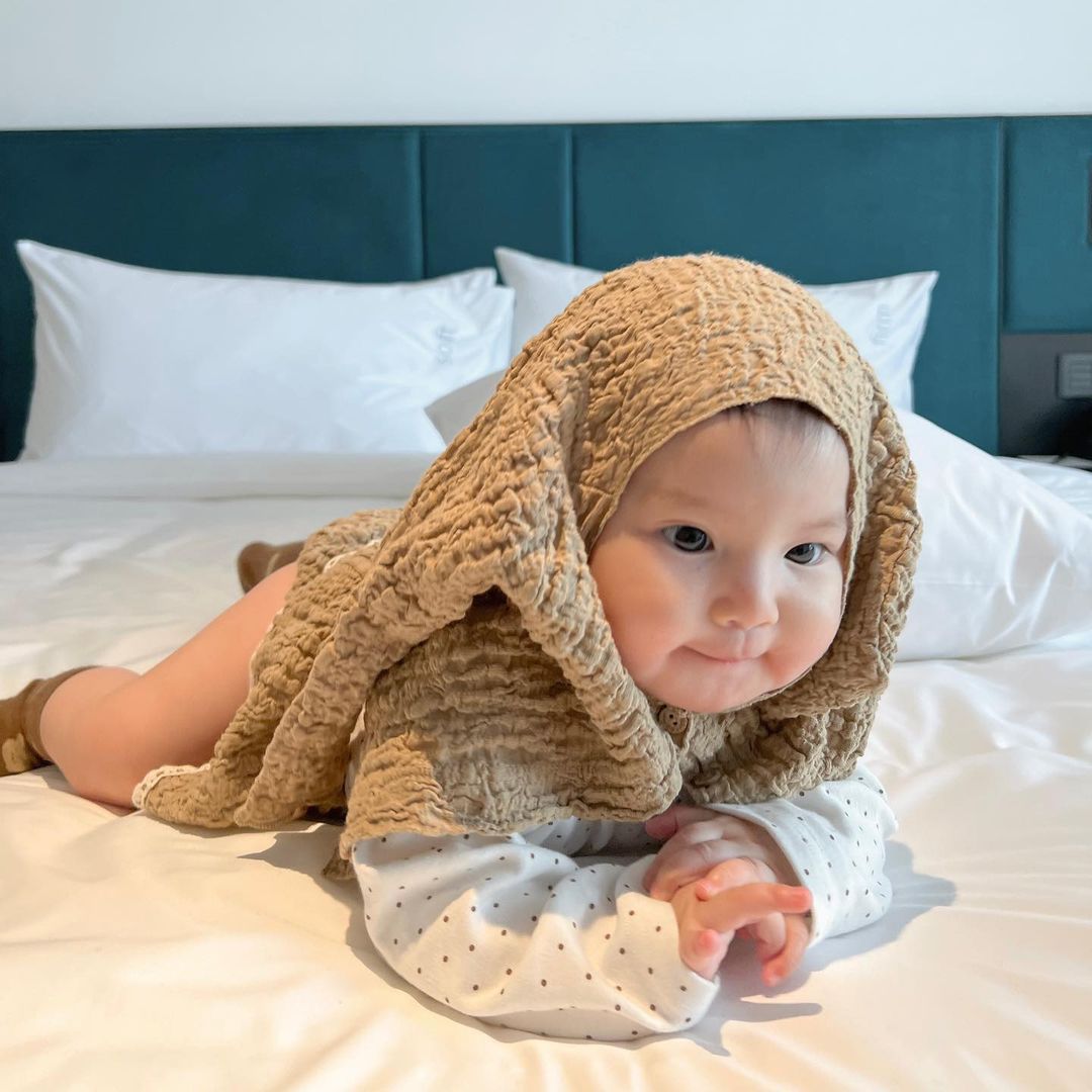 Vbiz có thêm “thế lực nhí” mới với gương mặt biểu cảm gây cười, sinh ra ở vạch đích mẹ là diễn viên bố thiếu gia - ảnh 11