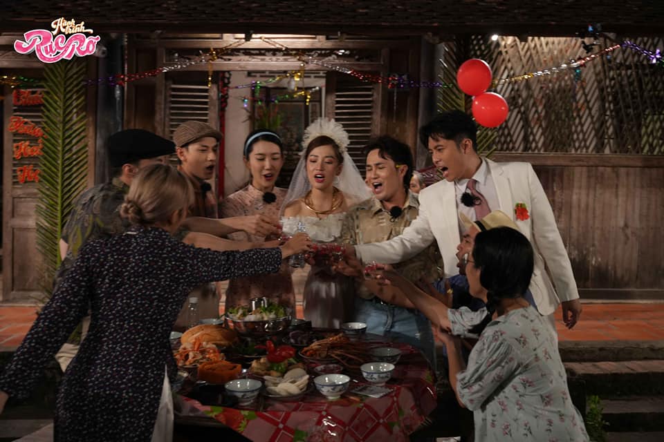 'Hình cưới' nét căng của Puka và Gin Tuấn Kiệt, chính chủ cũng ngỡ ngàng vì bị gả trên truyền hình ba má không biết - ảnh 6