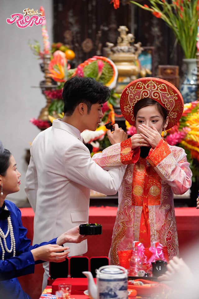 'Hình cưới' nét căng của Puka và Gin Tuấn Kiệt, chính chủ cũng ngỡ ngàng vì bị gả trên truyền hình ba má không biết - ảnh 3