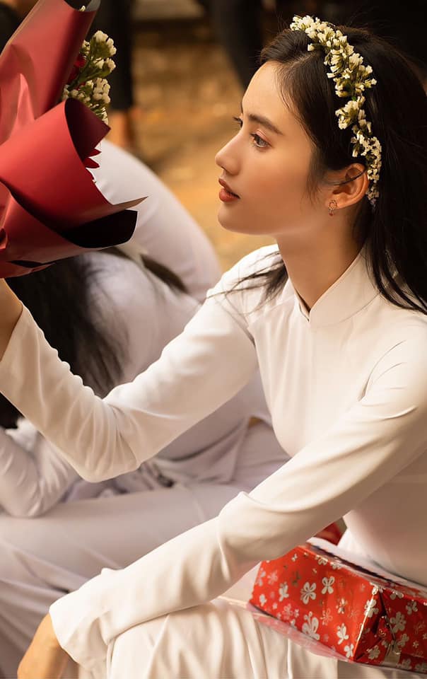 Loạt ảnh thời học sinh của Hoa hậu Huỳnh Trần Ý Nhi gây thương nhớ, chứng minh sức mạnh của niềng răng - ảnh 3