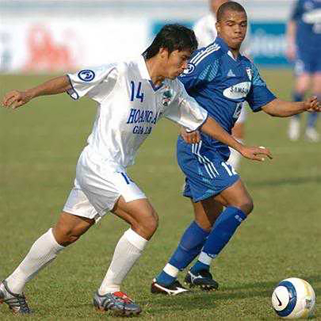 Vì sao cầu thủ đội bóng Hoàng Anh Gia Lai không mặc áo số 13,14 trong nhiều năm qua? - ảnh 3