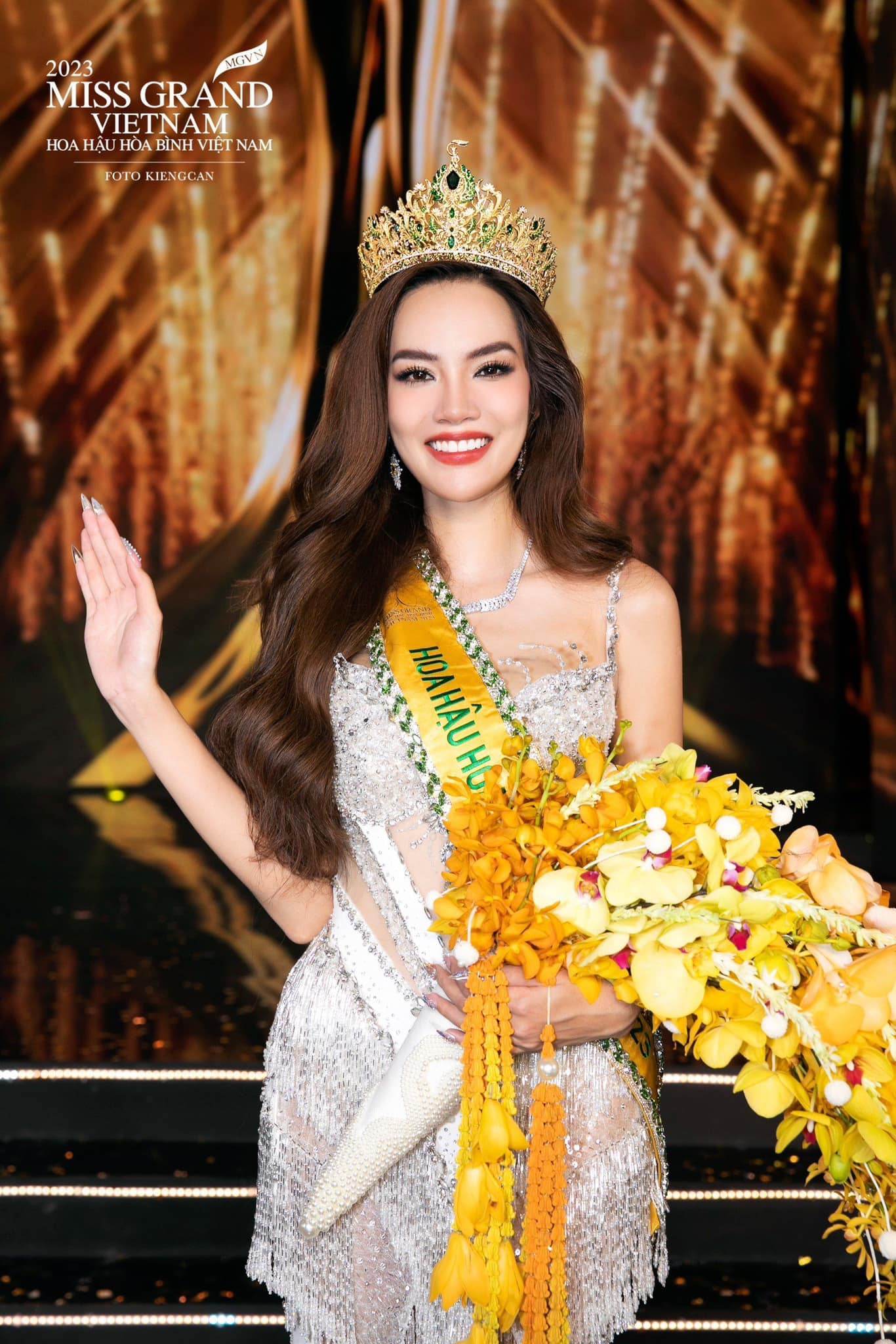 Lê Hoàng Phương đi làm từ thiện ngay sau đêm đăng quang Miss Grand Vietnam 2023, không vội 'chạy show' phỏng vấn - ảnh 1