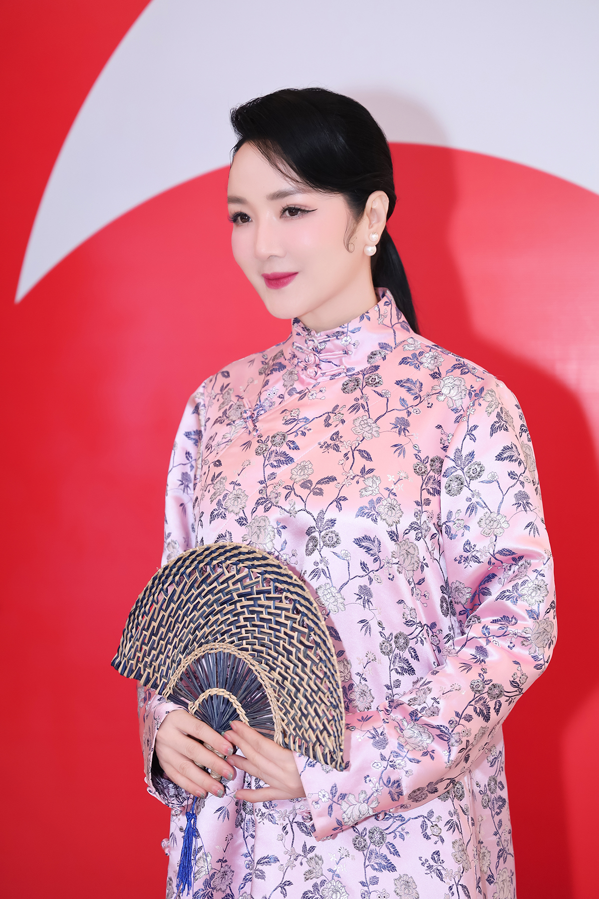 Hoa hậu Đại Dương Thu Uyên tự tin diễn vedette tại 'Chu & Chung Fashion Show' - ảnh 4