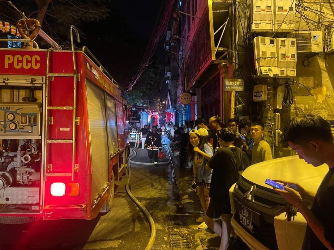 Tình trạng sức khỏe của bệnh nhân nặng nhất vụ cháy chung cư mini ở Khương Hạ khiến 56 người thiệt mạng giờ ra sao? - ảnh 4
