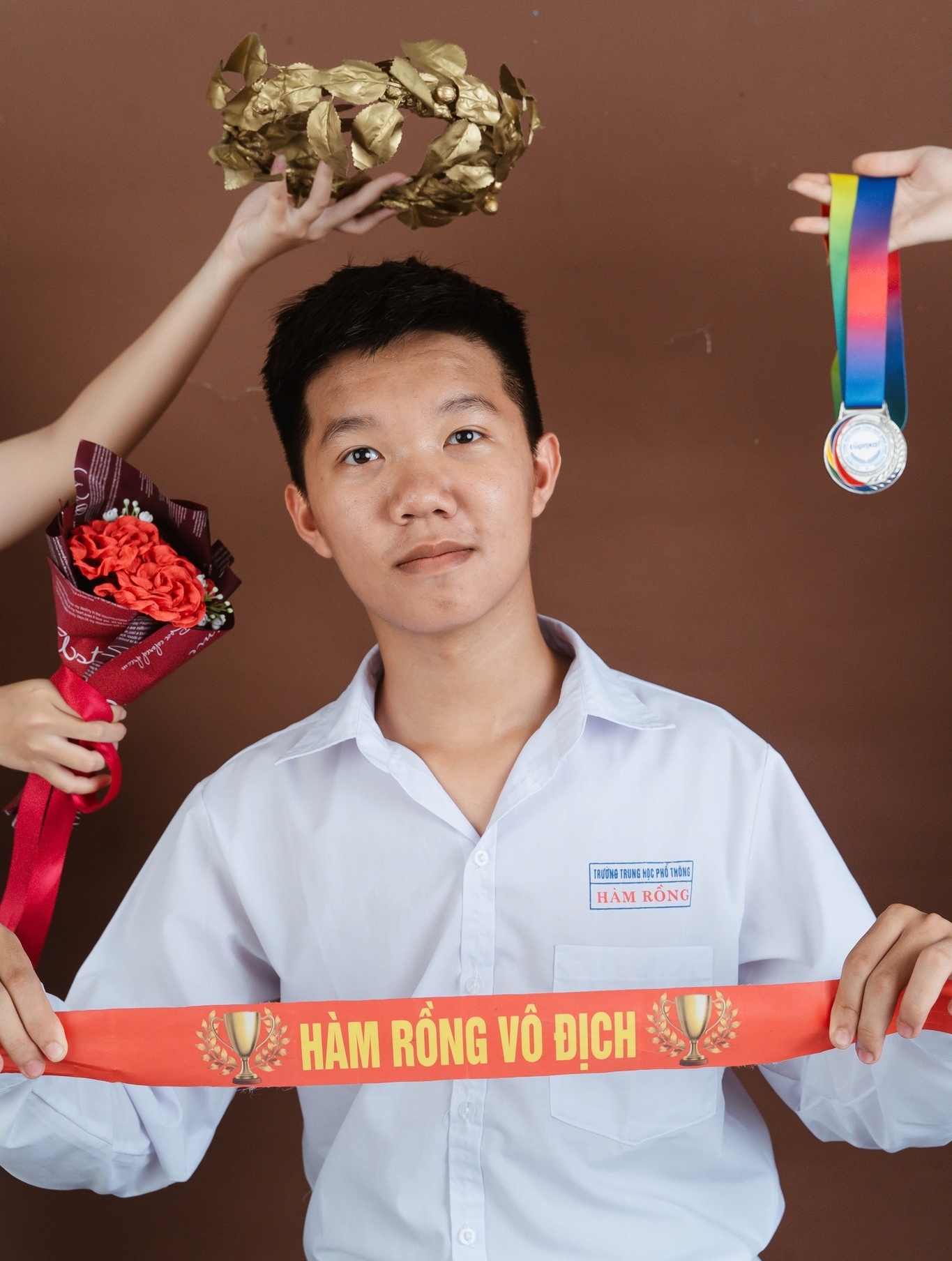 Học sinh Lê Xuân Mạnh của trường THPT Hàm Rồng (Thanh Hoá) vô địch Đường lên đỉnh Olympia năm 2023 - ảnh 4