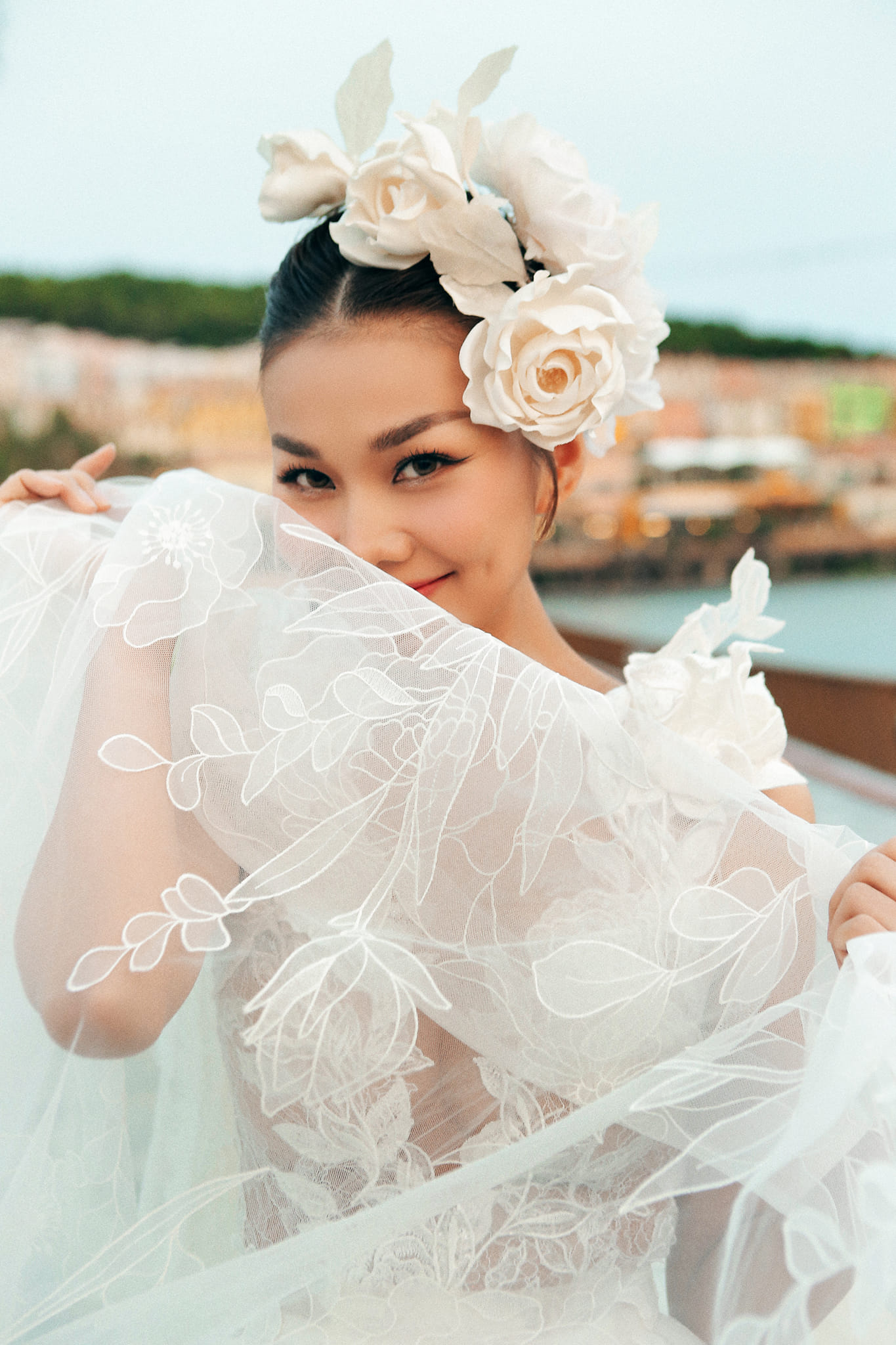 5 ngày trước đám cưới, siêu mẫu Thanh Hằng chia sẻ bức ảnh không thể tình cảm hơn với chồng nhạc trưởng - ảnh 4