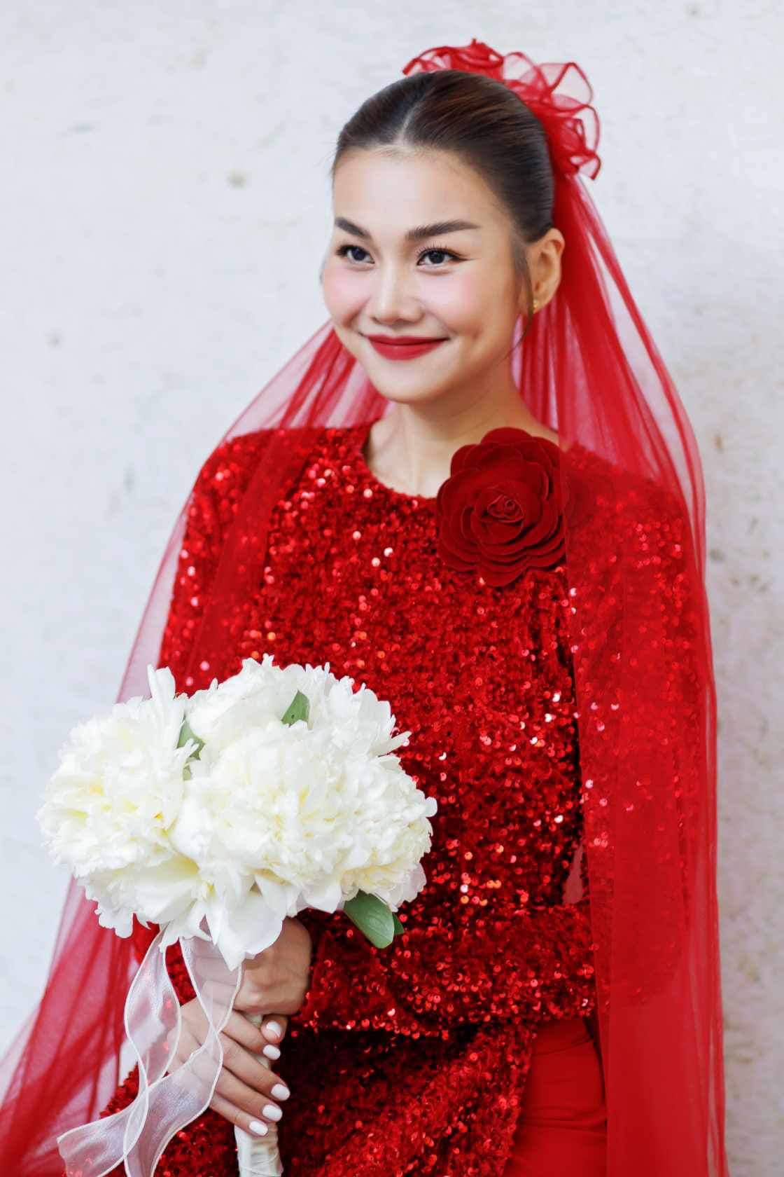 Siêu mẫu Thanh Hằng gặp vấn đề về sức khoẻ trước giờ tổ chức đám cưới - ảnh 1